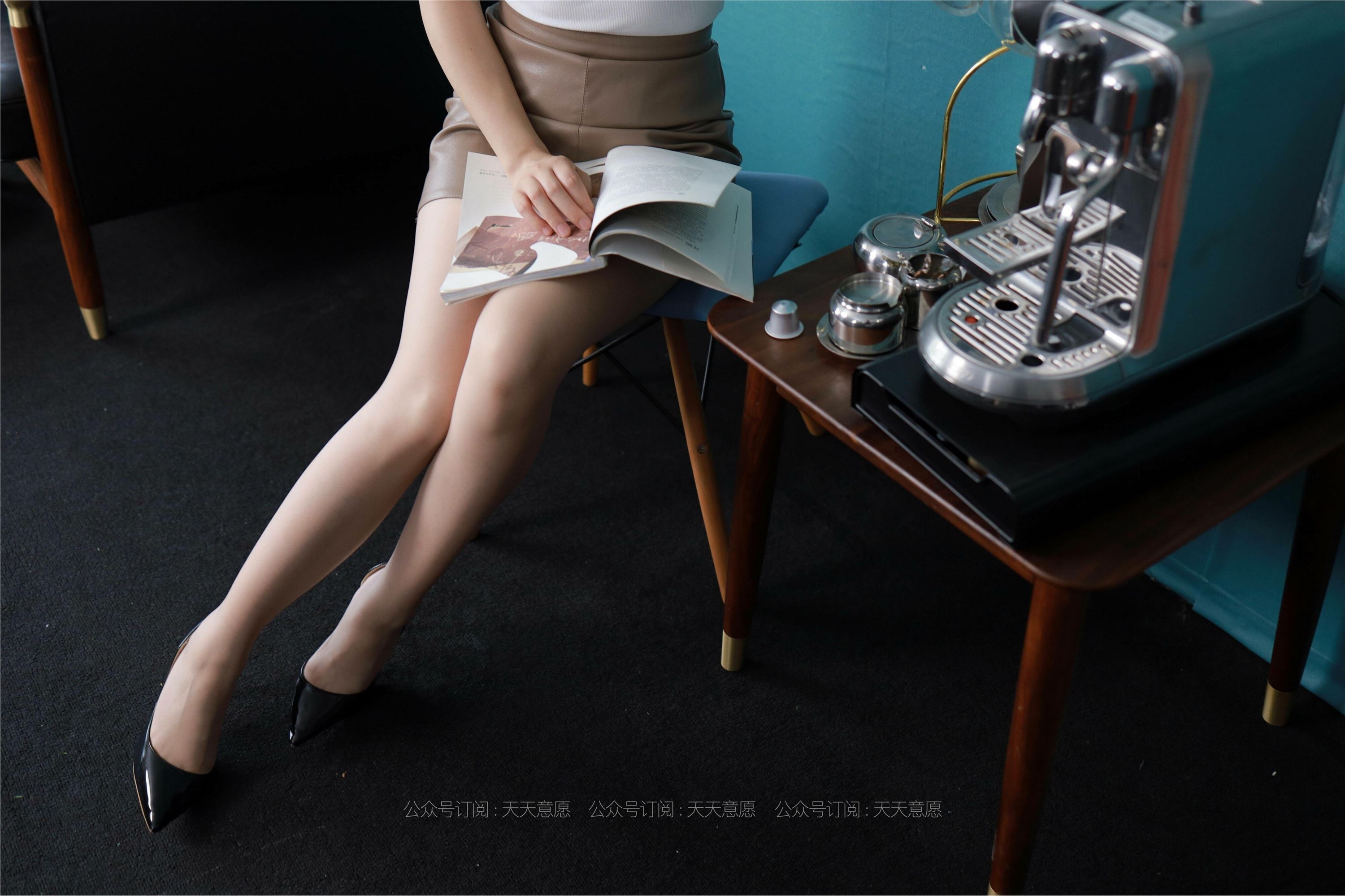 IESS异思趣向  2021.06.27 丝享家845：小婕《书中颜如玉》